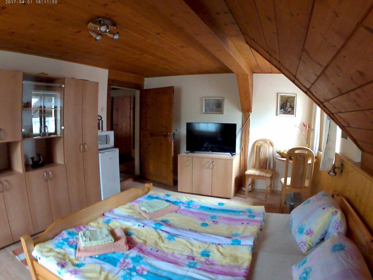 Ubytování U Potoka Kunratice  Exteriér fotografie